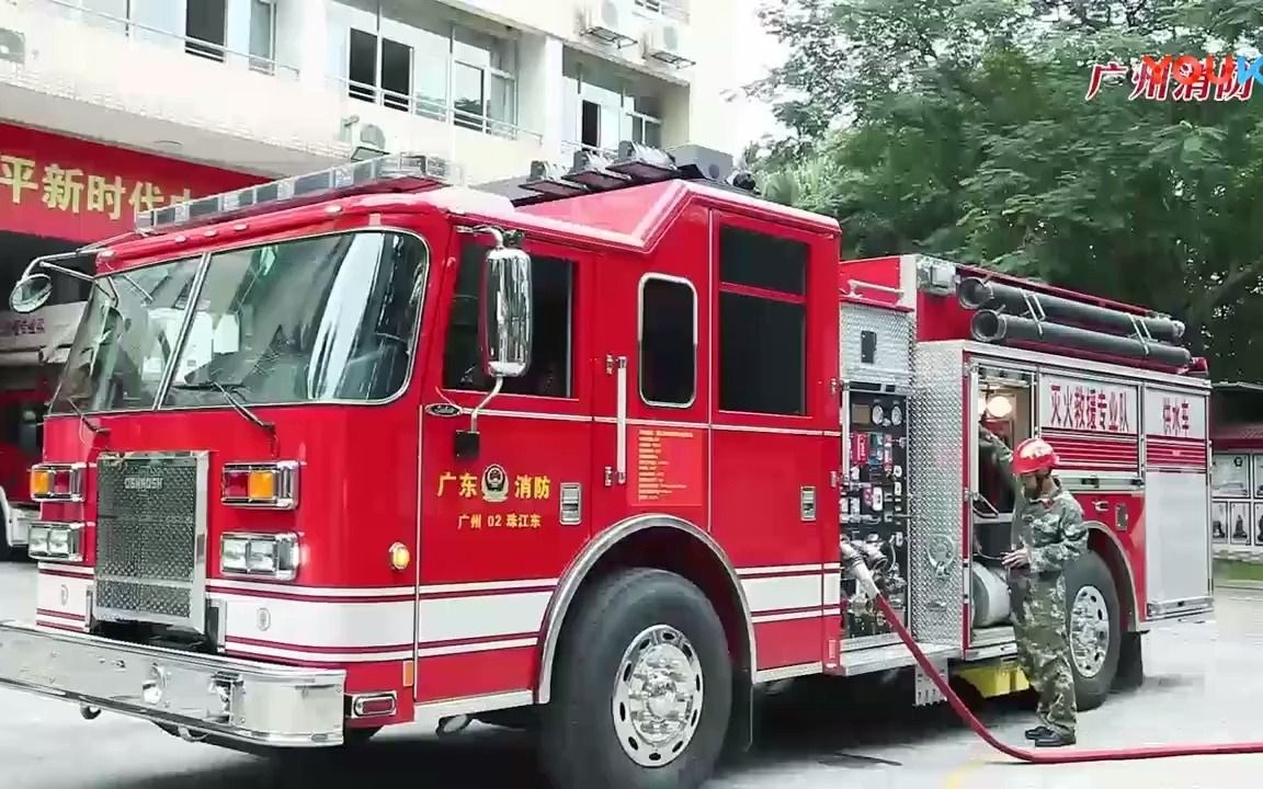 豪士科高层供水车