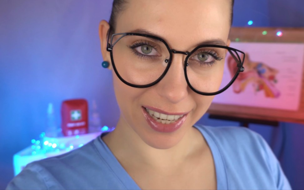 earwax cleaning, you can close your eyes, ear exam, otoscope, pe