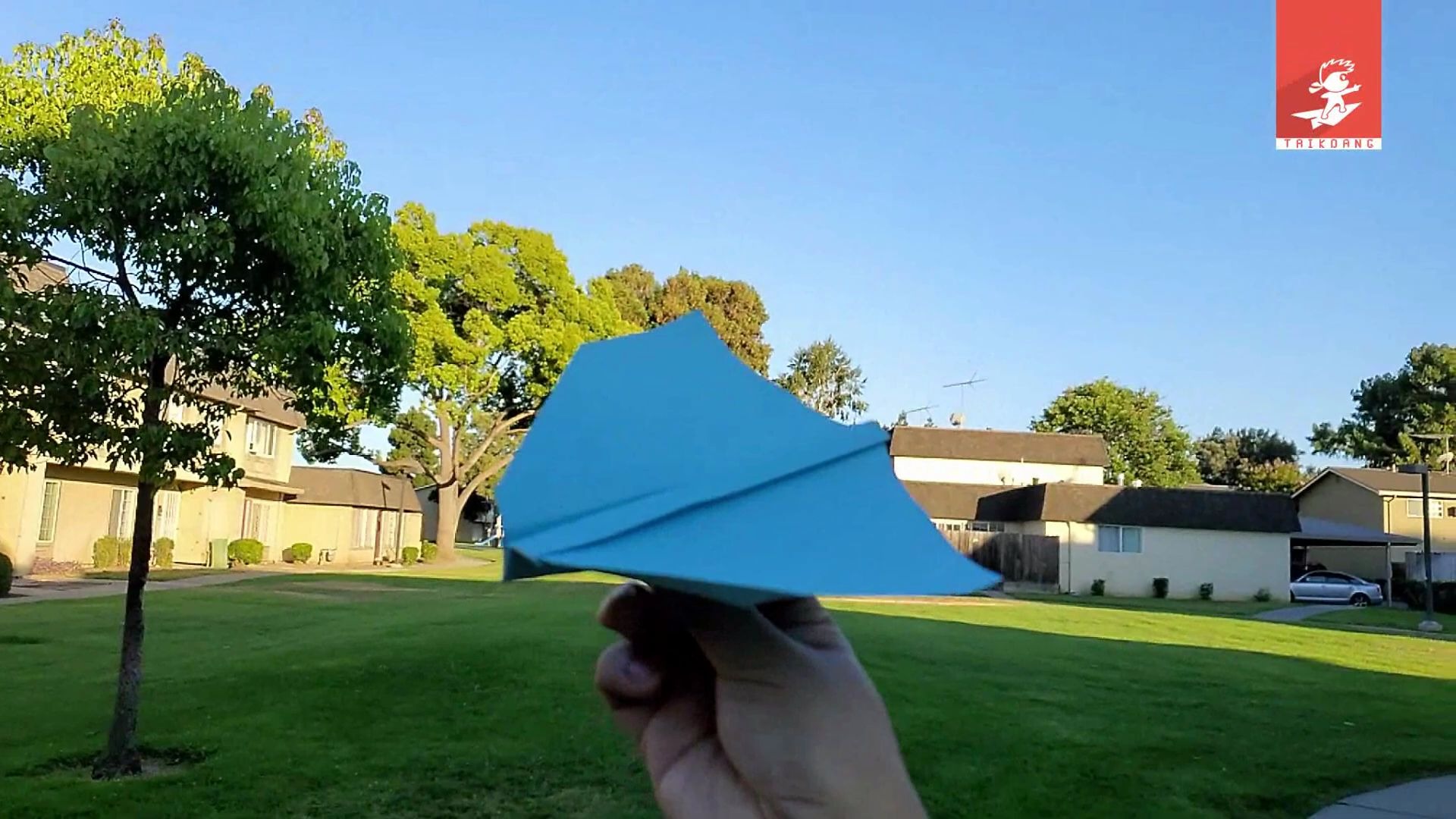 折纸飞机  How to make a Paper Airplane that flaps it wings Stingray哔哩哔哩bilibili