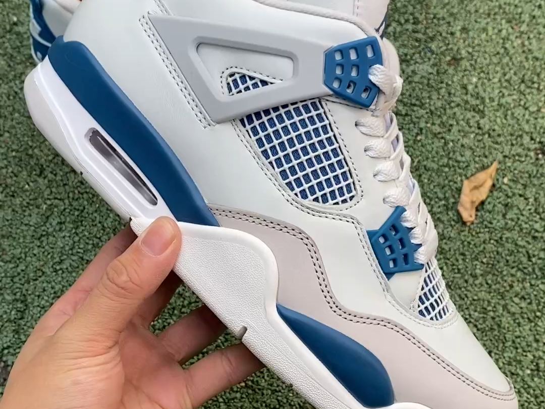 a jordan 4 air jordan 4 military blue2024 白蓝复刻 fv5029