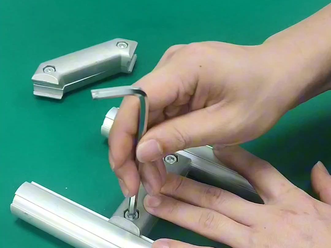 精益管连接件接头安装演示