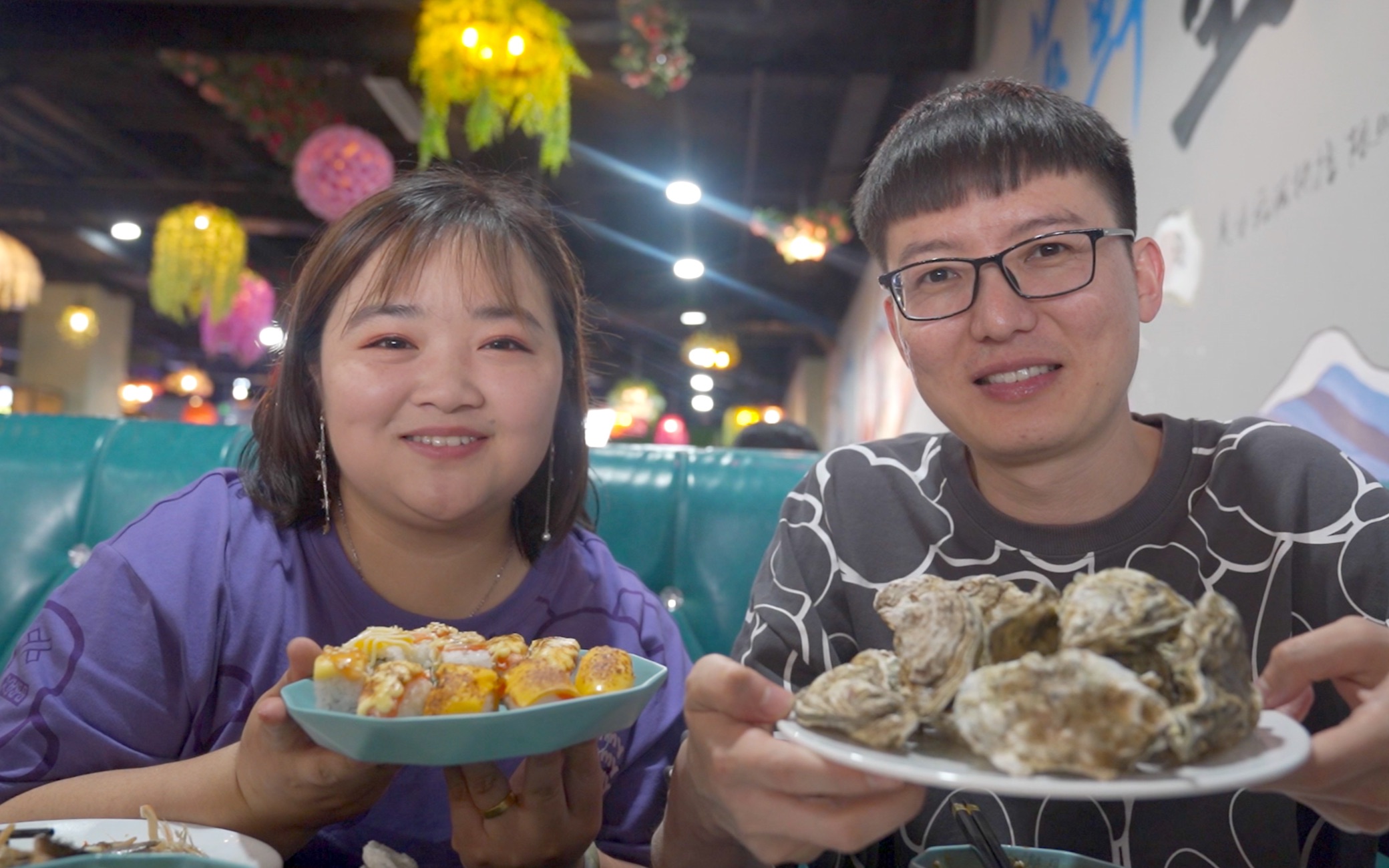 新疆只有路边摊淡嘴哥豪气请客看新疆99元海鲜自助划不划算