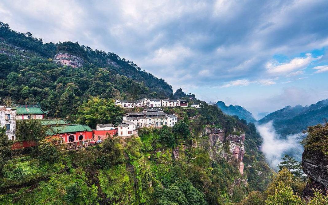 安徽一座被埋没的山,风景不输于黄山,曾经被皇帝亲自题词!哔哩哔哩bilibili