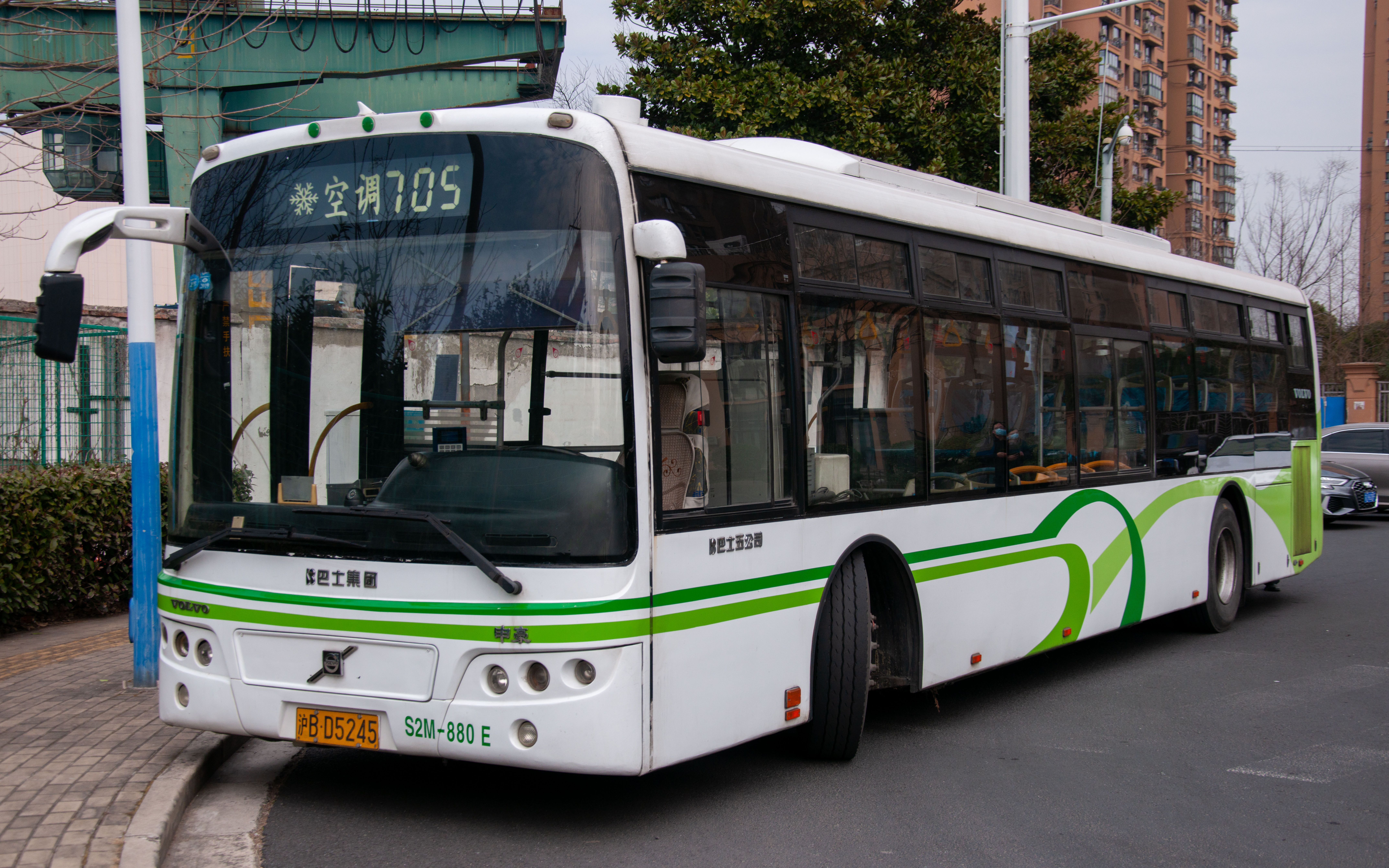 【行走音】退役纪念 上海公交705路 swb6120v6le d7e290-ec06 zf