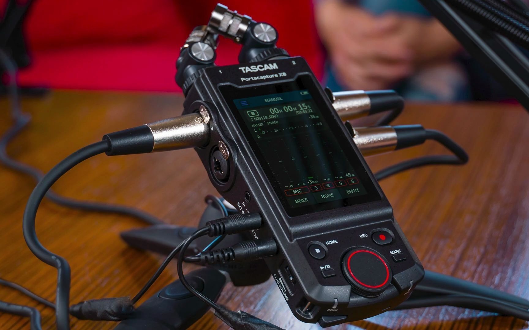 tascam portacapture x8 高解析度自适应多轨录音机发布【第一键盘app