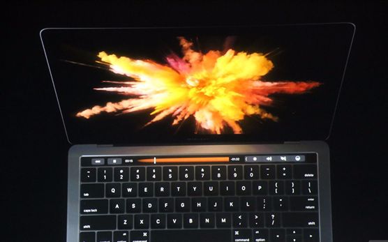 嘈嘈日报 苹果正式发布新款Macbook Pro哔哩哔哩bilibili