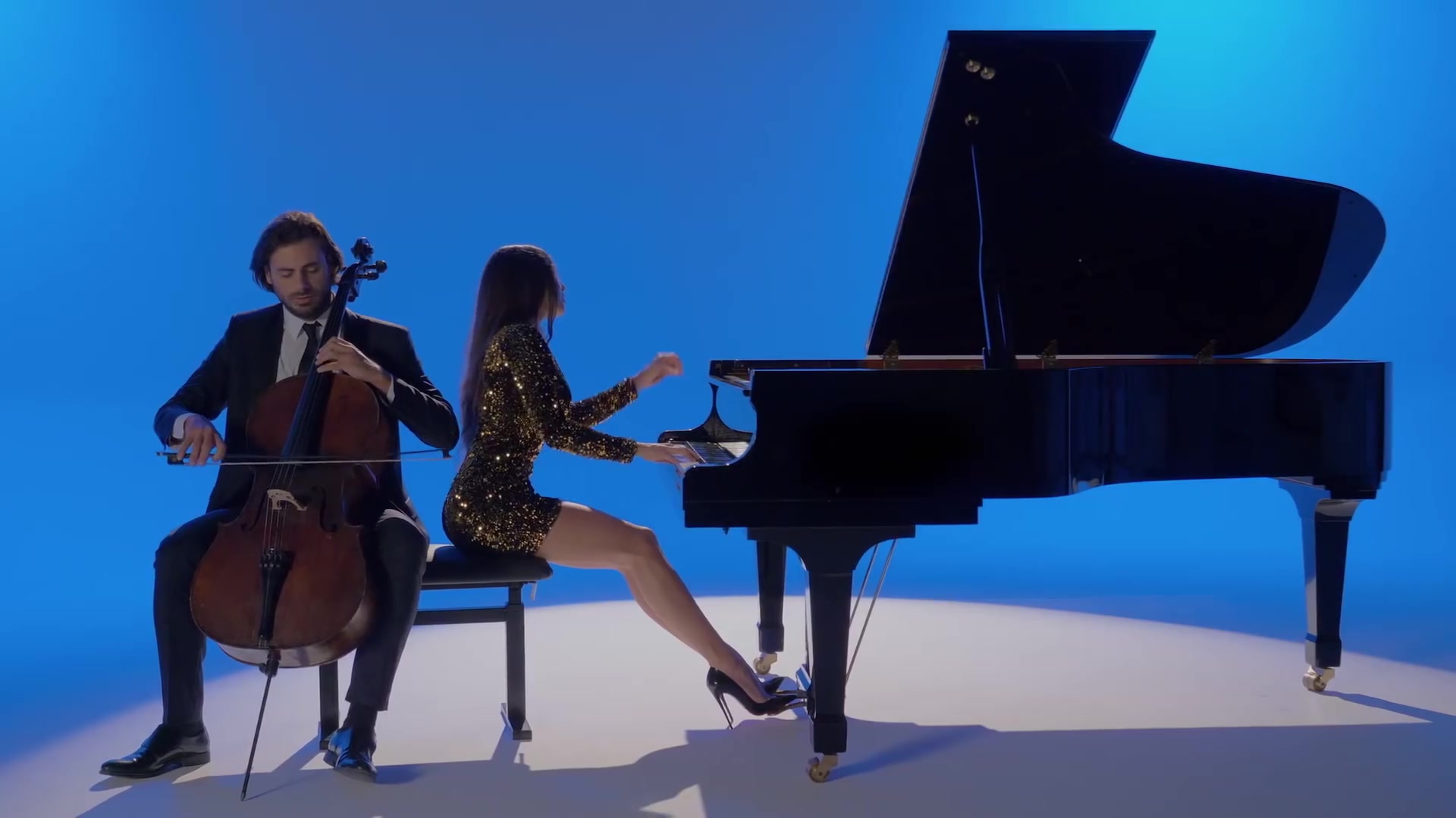 致爱丽丝lolahauser钢琴与大提琴