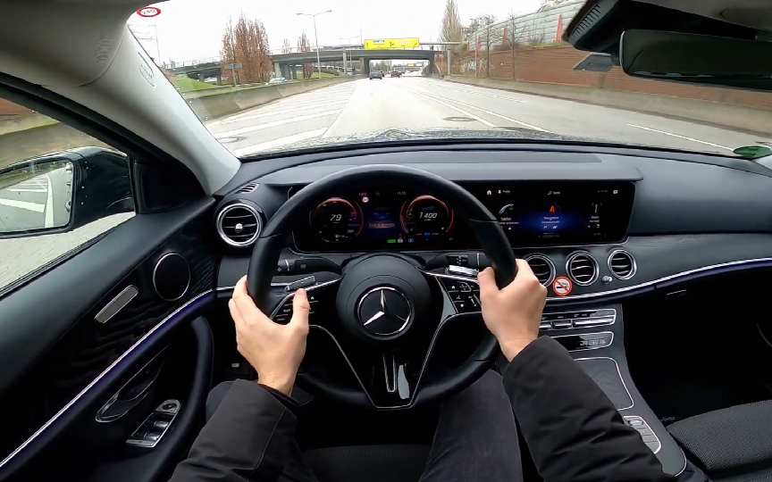 2022款奔驰e级e200 第一视角试驾