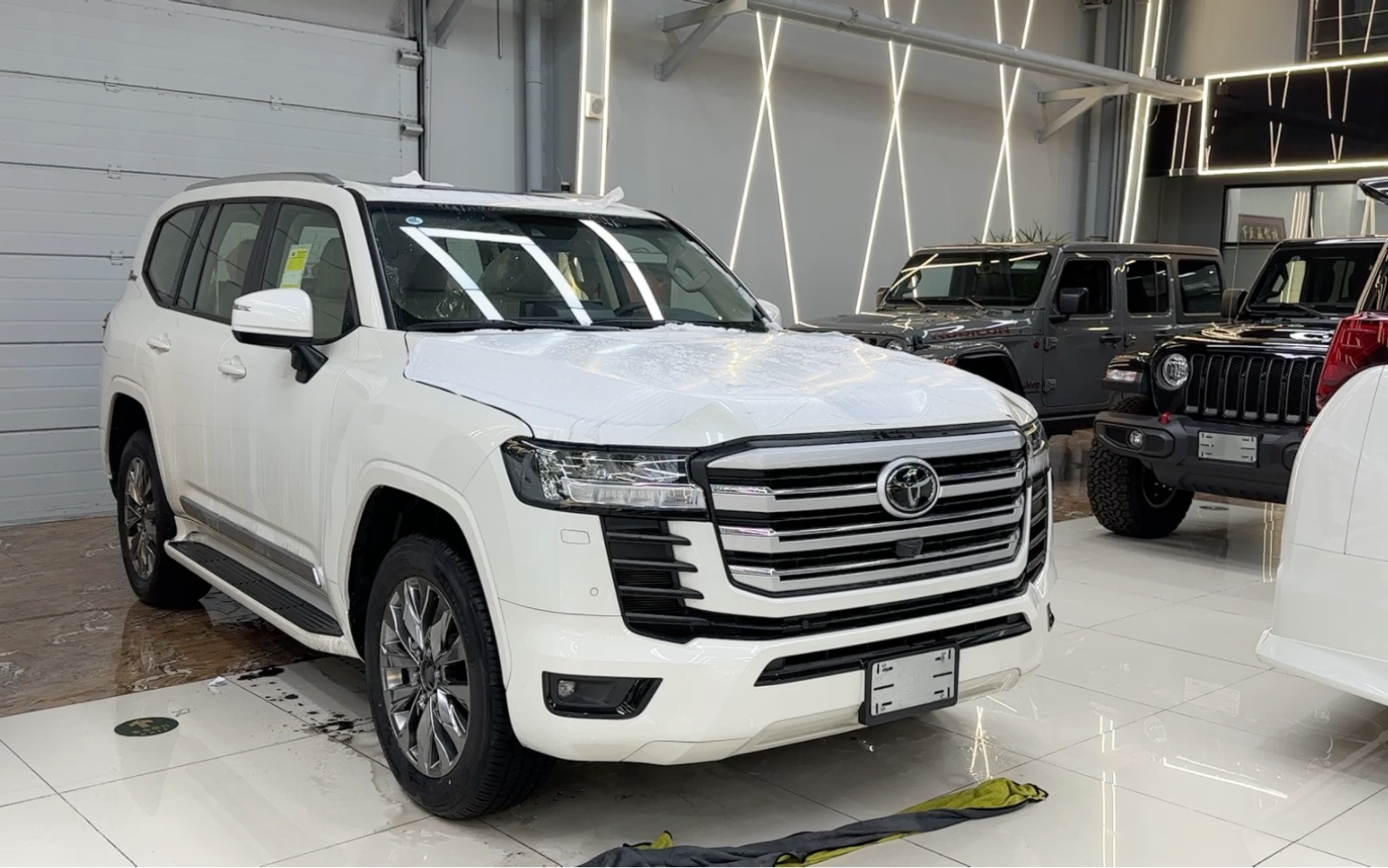 丰田兰德酷路泽3.5tt高配95w现车