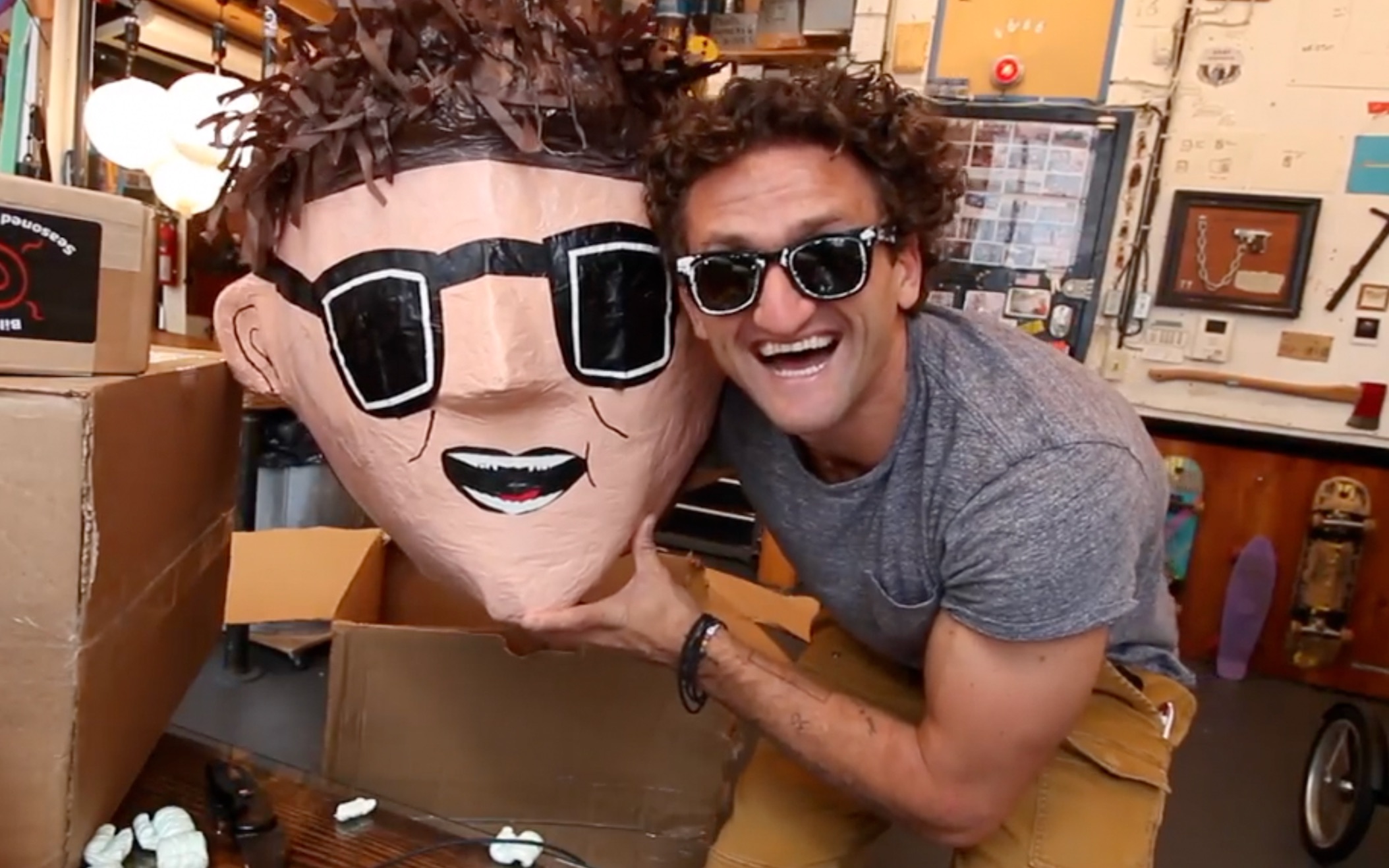 【中文字幕】casey neistat-vlog 我有一个大脑袋(ive got a huge