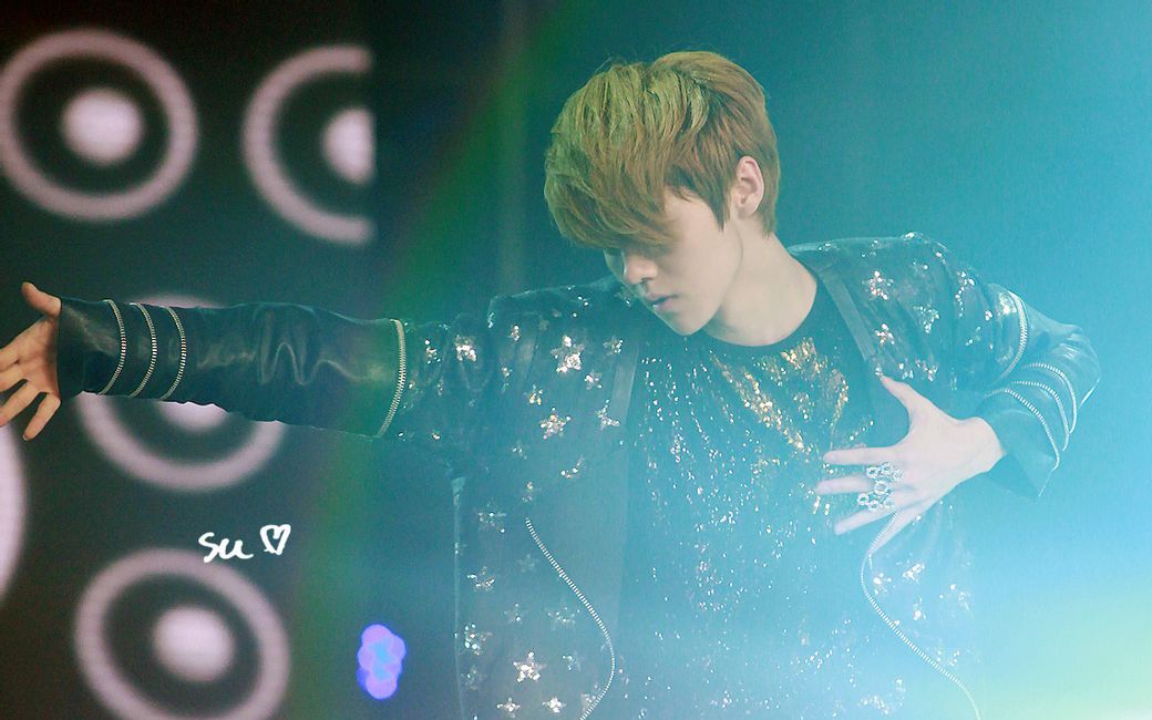 鹿晗饭拍 120705 中国爱大歌会 mama angel你的世界 dance by ever