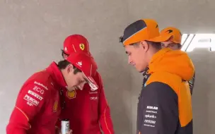 Download Video: 【F1四人组】Pia：我就静静的看着你们仨