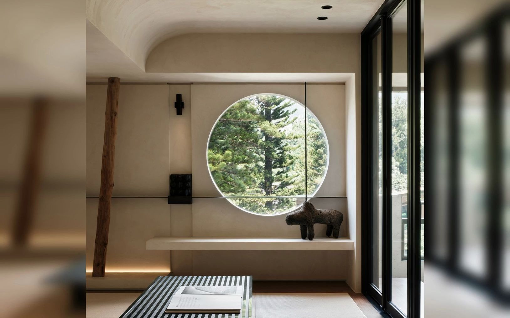 唐忠汉设计作品吊顶 #平层案例 内向庭院丨唐忠汉丨中国台湾 #知耐