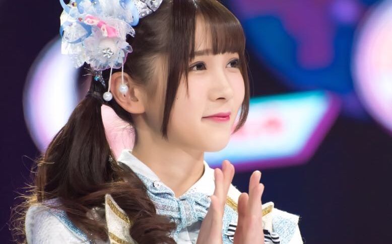 严佼君国民美少女回顾春光明媚笑靥如花