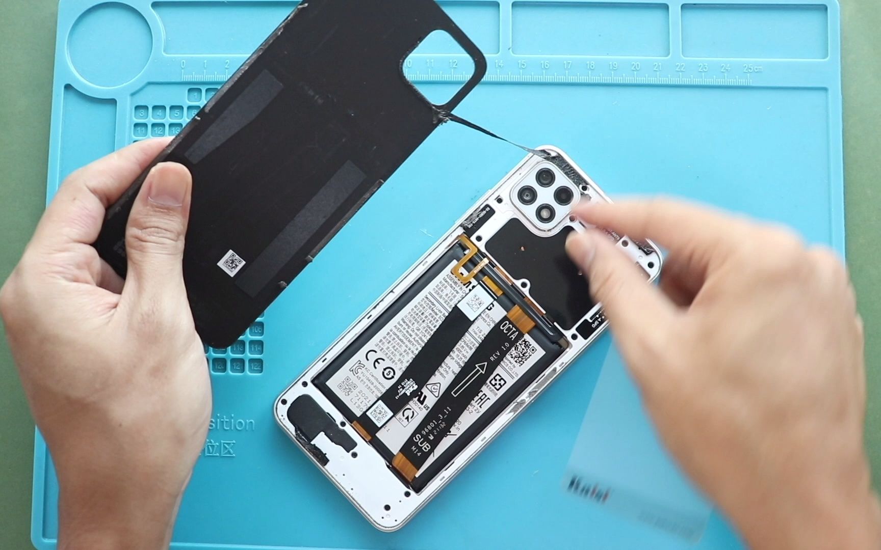 三星 galaxy a22 5g a226 摄像头镜片后盖 更换教程 拆机步骤