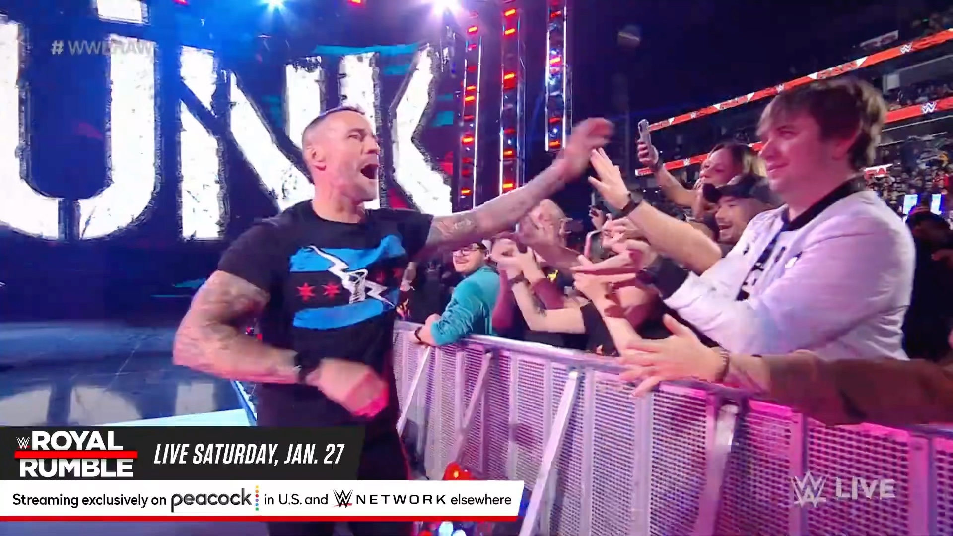 cm punk 时隔九年回归raw出场高清完整版