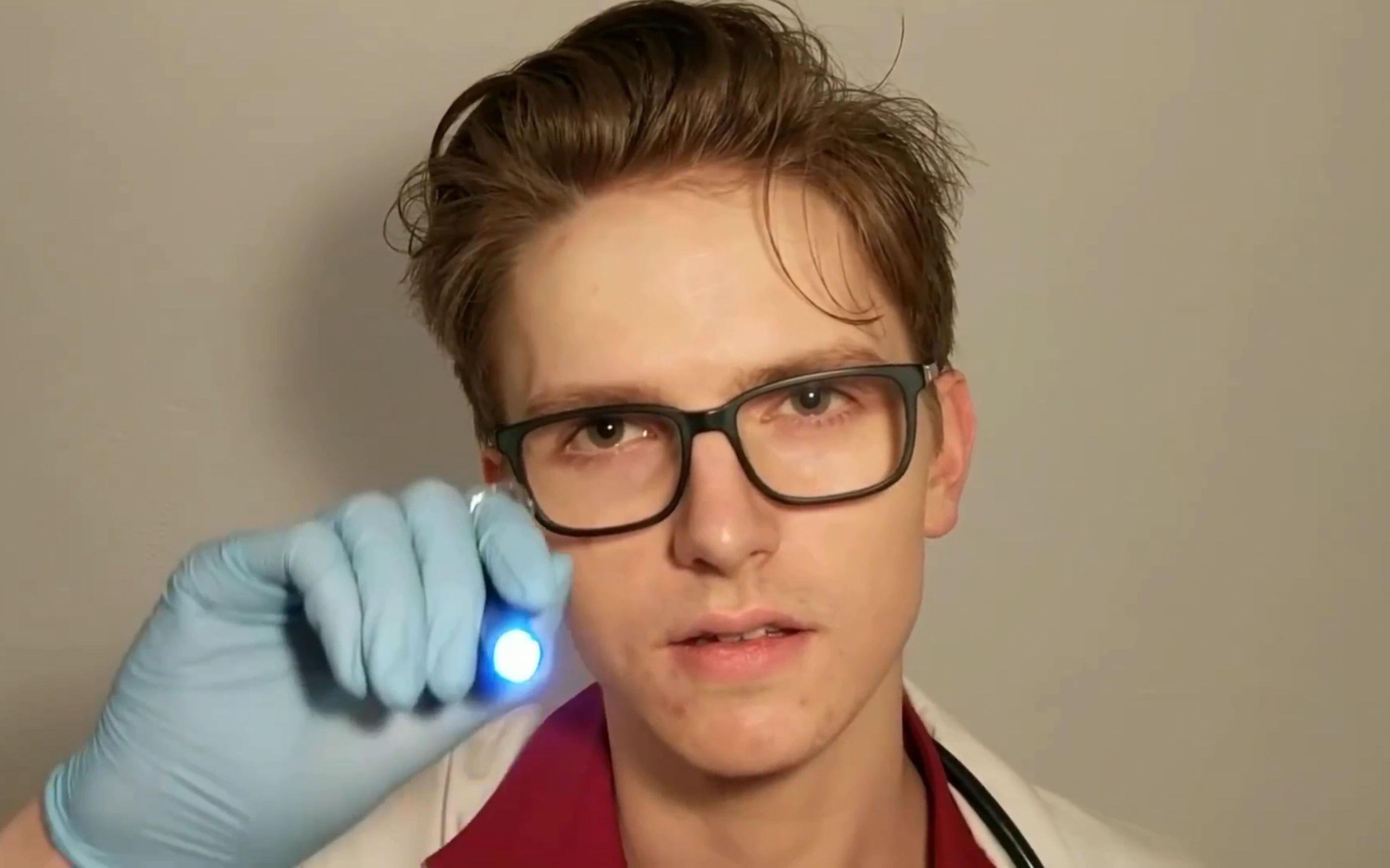 荷兰小帅哥obviouslyasmr/luuk/luke扮演医生小手电助眠asmr