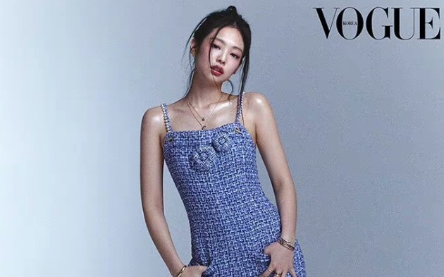 [图]【JENNIE】我疯了！新杂志！美死谁了！ Chanel coco crush&Vogue