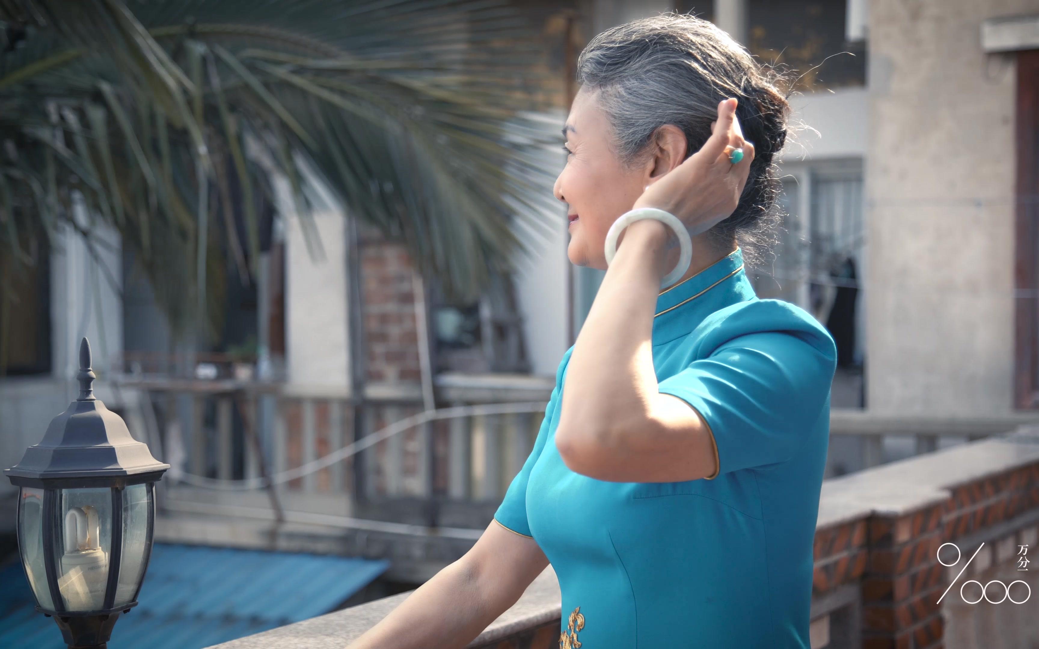 73岁的哈雷奶奶