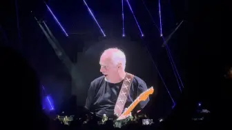 Video herunterladen: 【David Gilmour】Comfortably Numb Live at Circo Massimo, Rome, Italy 2024/09/27