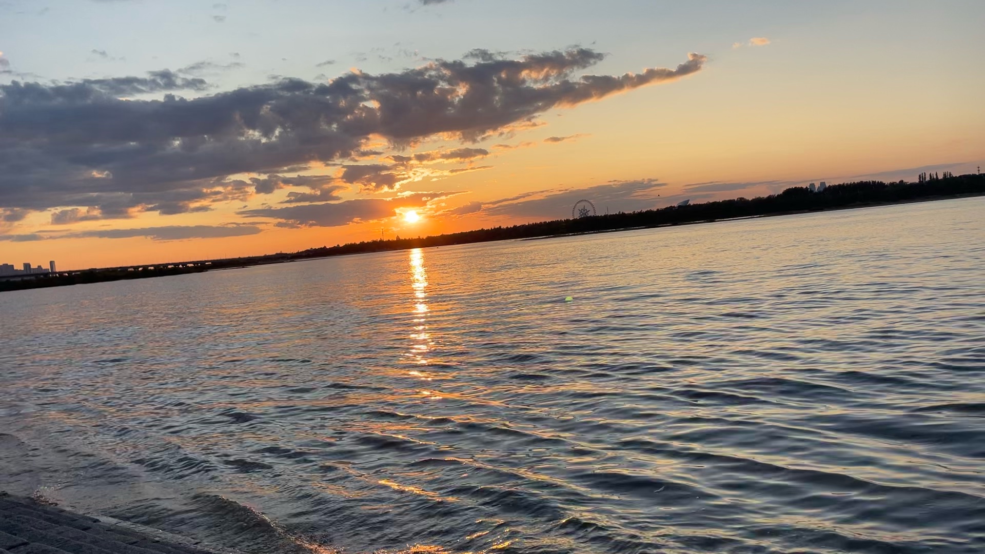 松花江上的夕阳