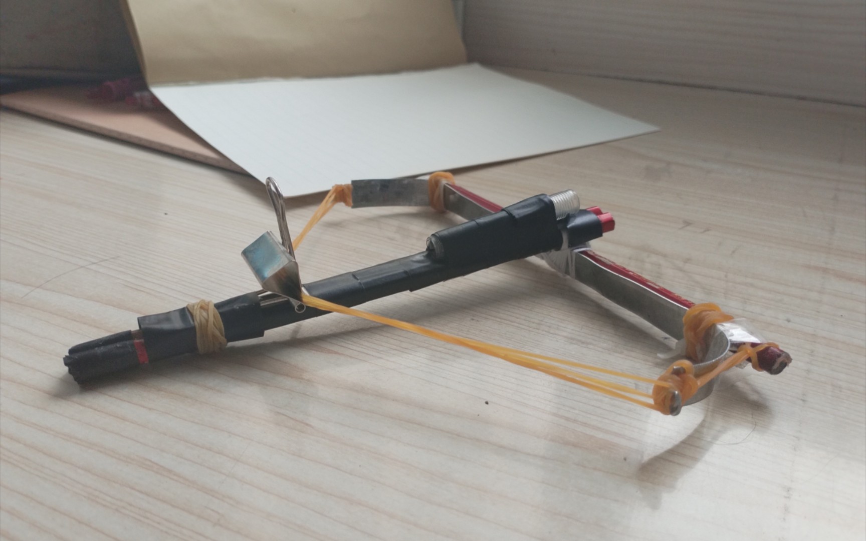 《晨光军工》小型手弩