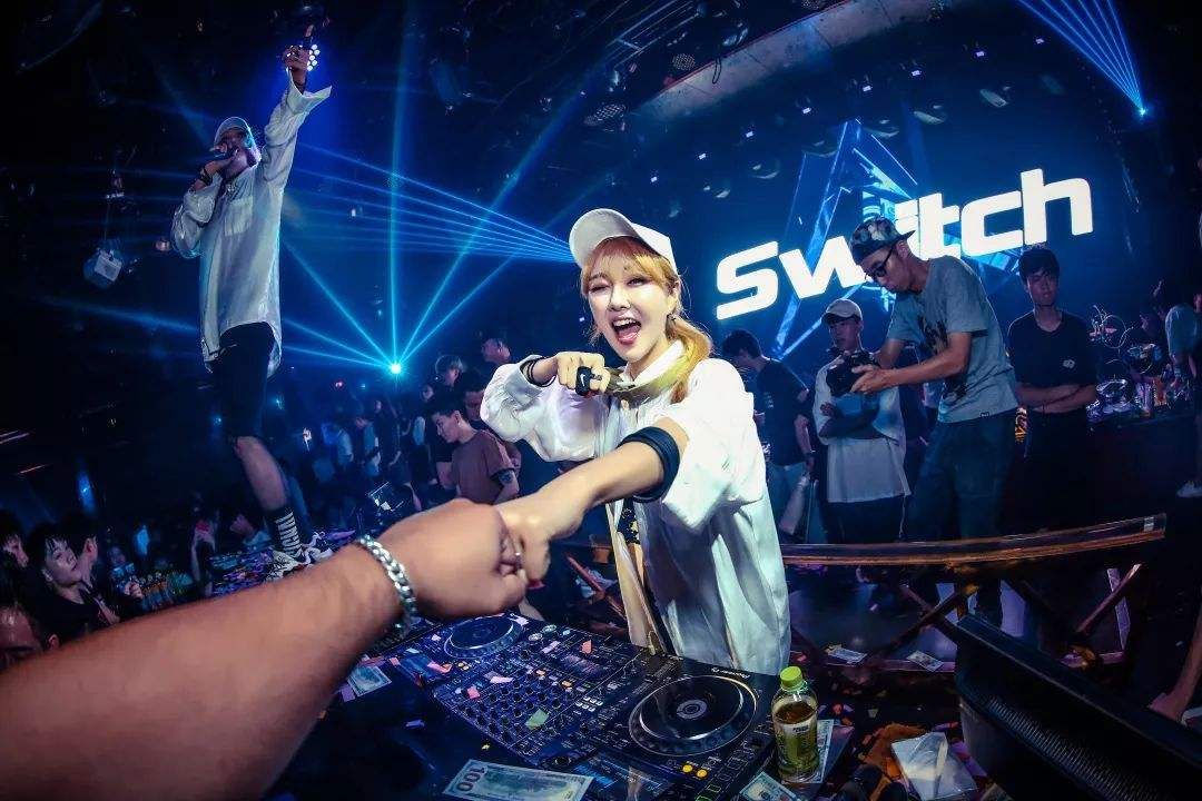 18915410236北京dj演出北京打碟演出北京dj表演北京男女dj演员