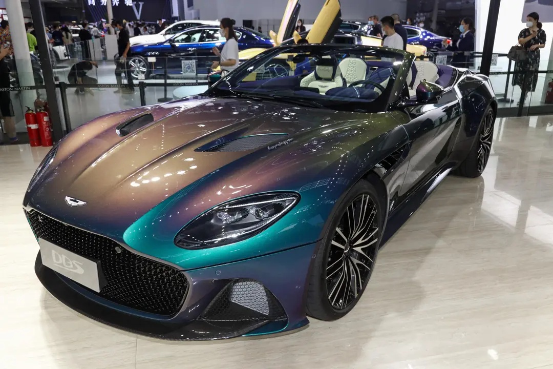 阿斯顿·马丁dbs