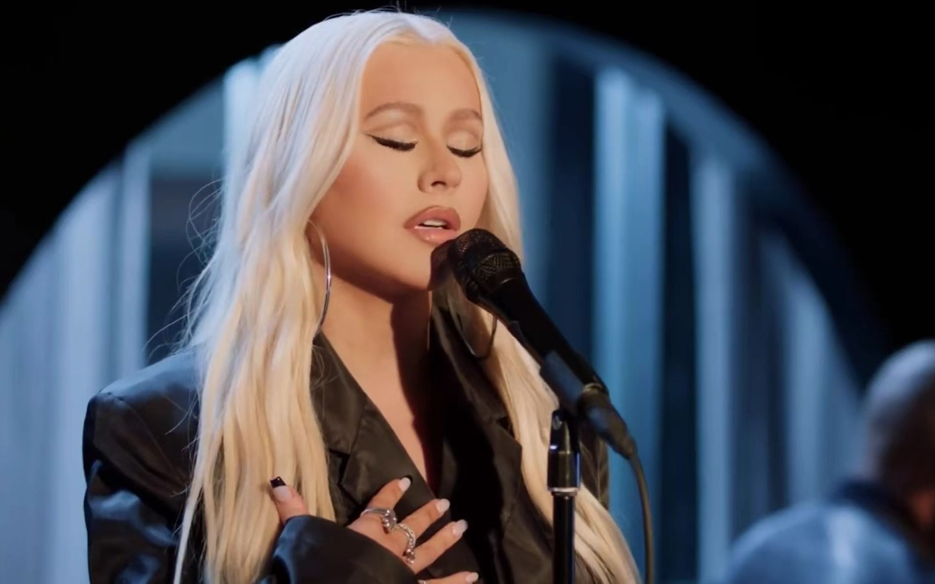 [图]【歌迷会中字】Christina Aguilera 2022年最新大师课开讲： 第二部分