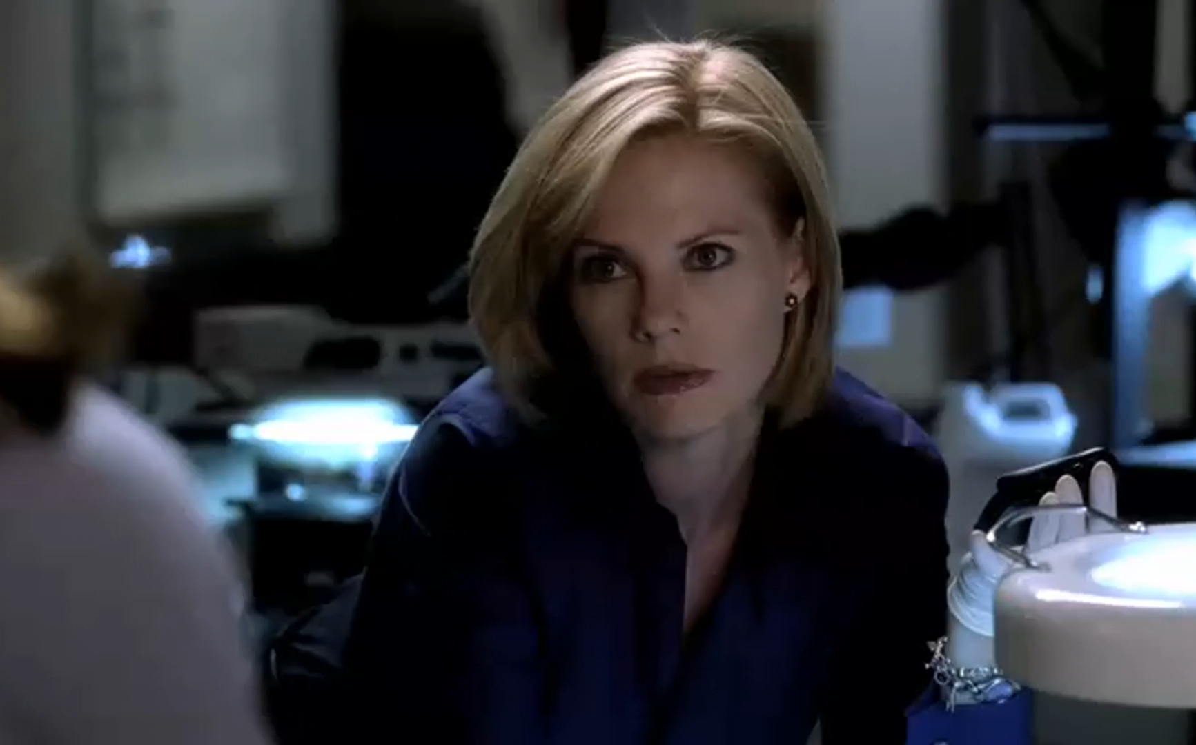 [图]Catherine Willows 踩点向