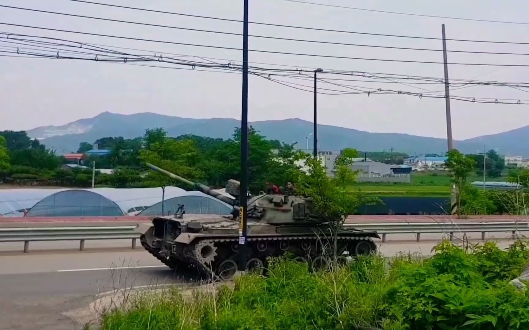 韩国陆军m48a5k坦克公路机动