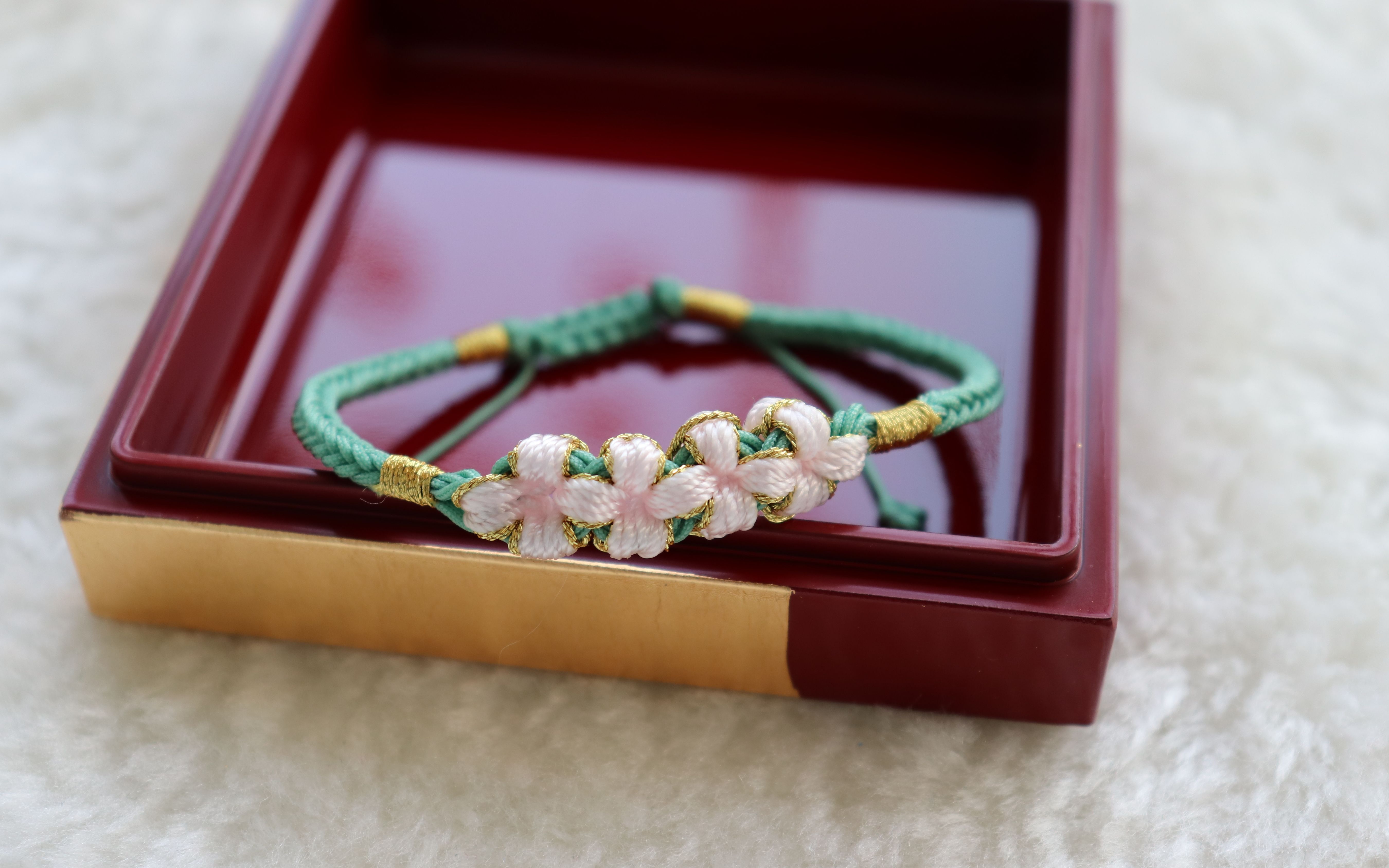 【阿筝·中国结】桃花结手链的p2丨纽扣结藏线头技巧