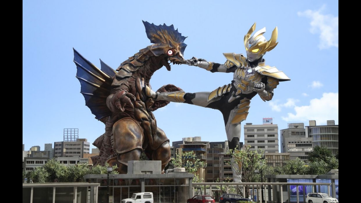 一口气看完泰迦奥特曼里面的水异怪兽魔杰帕的全部能力!