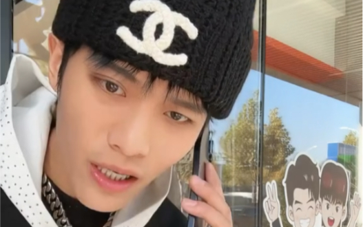 哪儿的办事效率都没有小杨哥直播间高