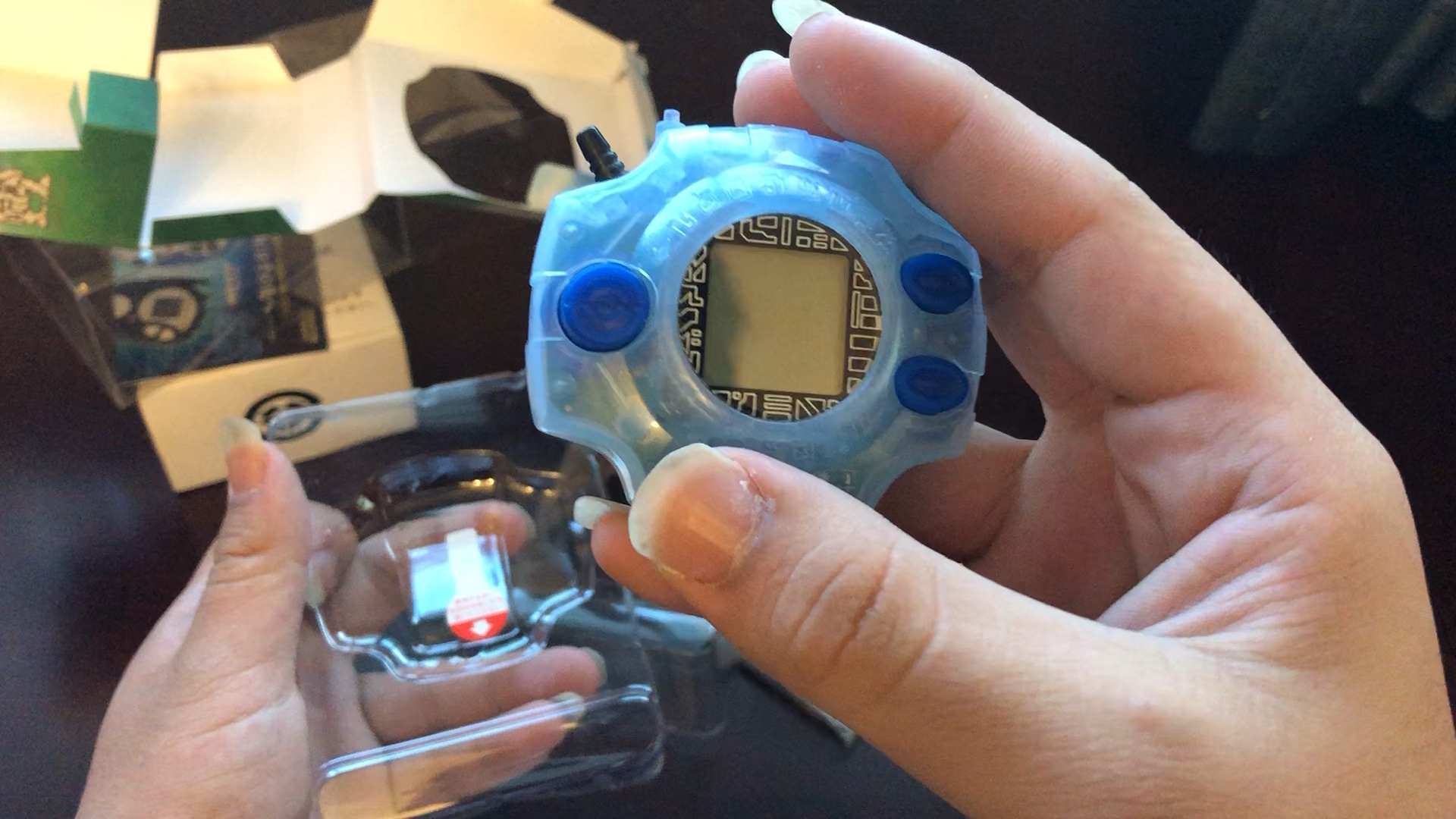 数码宝贝 01 d2 电波暴龙机 原色十五周年限定 开箱_哔哩哔哩 (゜-゜)