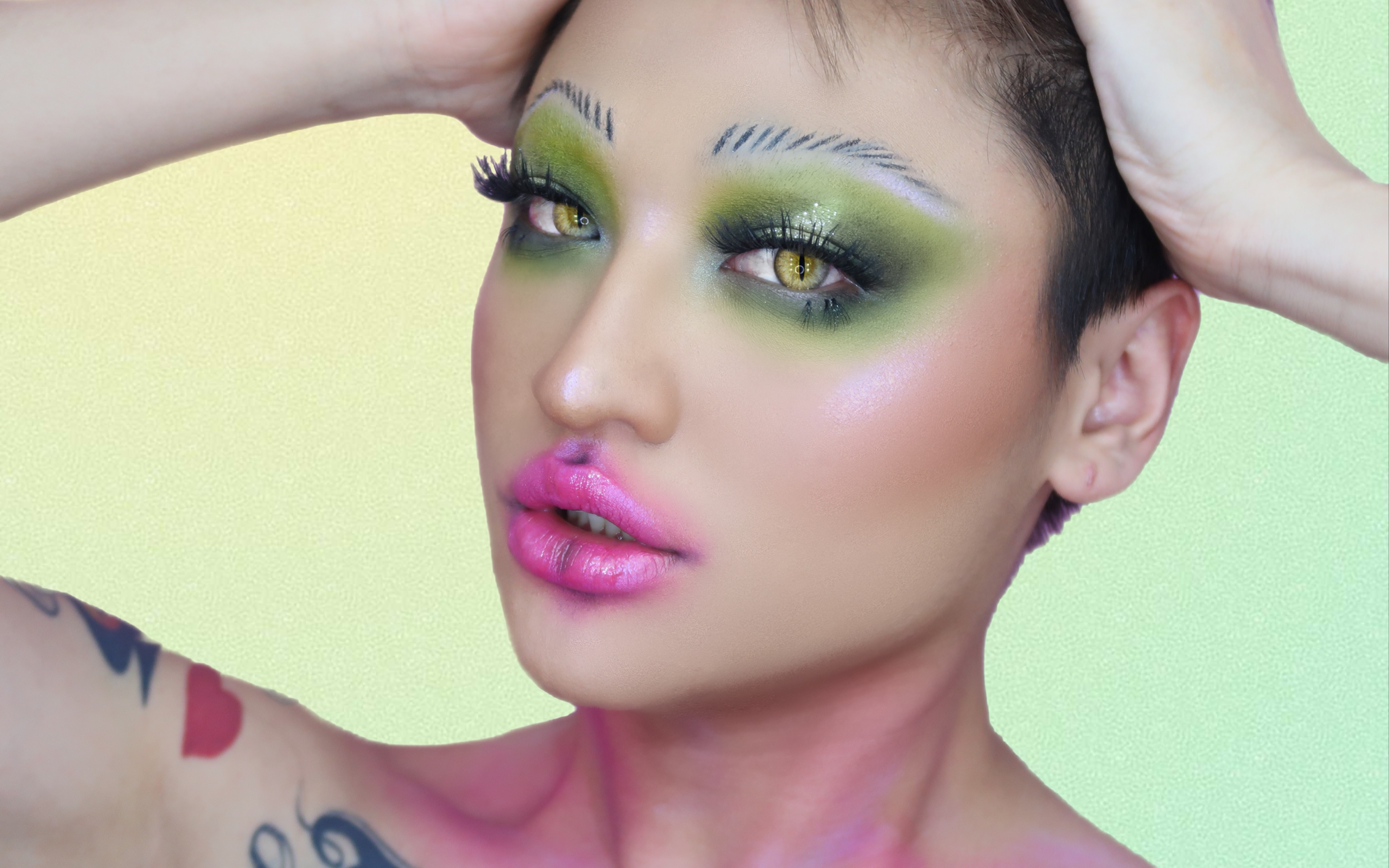 创意妆|技术流青蛙精撒骨灰现场【卡戴三】