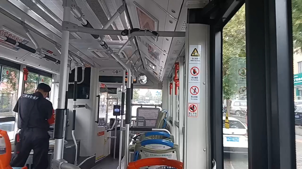 [做工好 设备全]北京公交604路宇通 zk6105bevg55 (e10)运行视频 搭乘