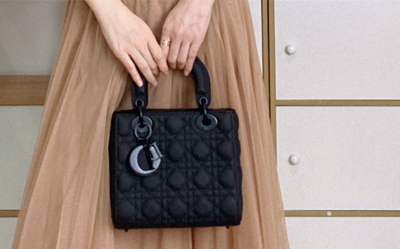 dior迪奥磨砂黑四格戴妃包 | 娘man优雅风,大咧咧女孩子也可以啊