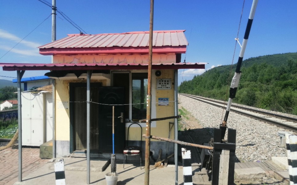 【铁道拍车】富西铁路嫩林线608km 919m(阿木尔--图强区间)平交路口货