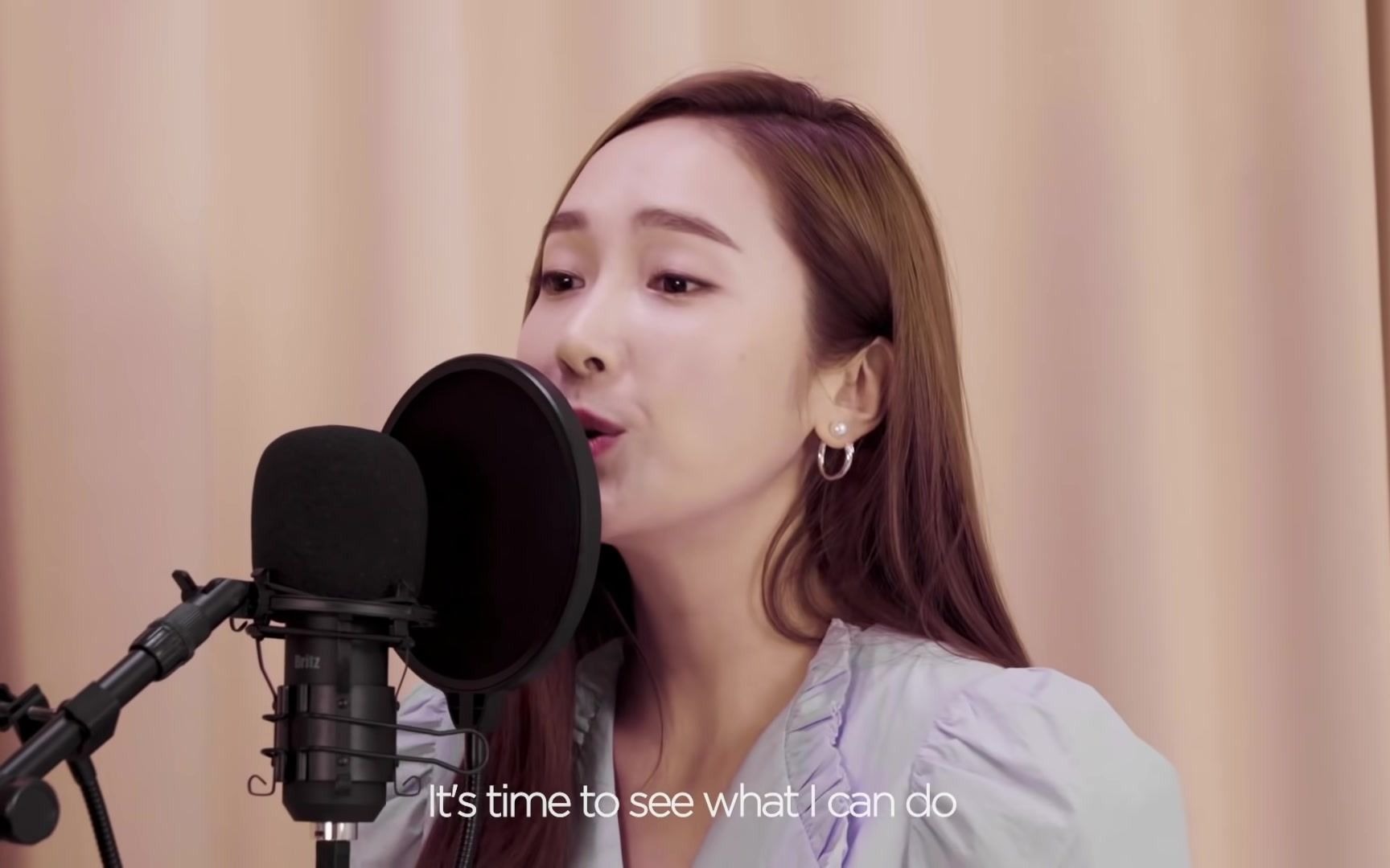 [图]Jessica - Frozen Cover (Let It Go)