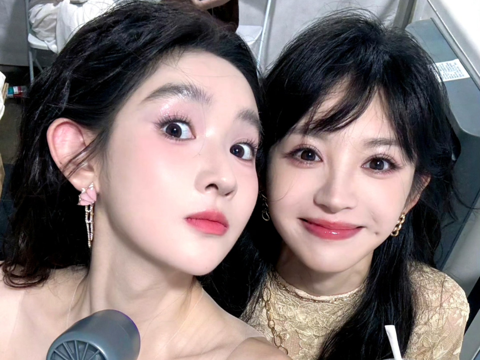 芭莎之夜合照的女明星