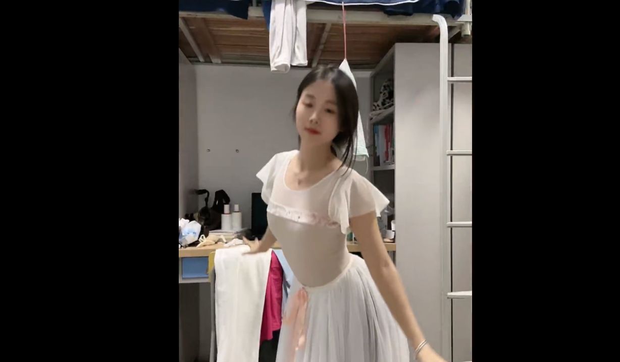 小陈同学_2024年5月12日21时5分1秒_蓝光