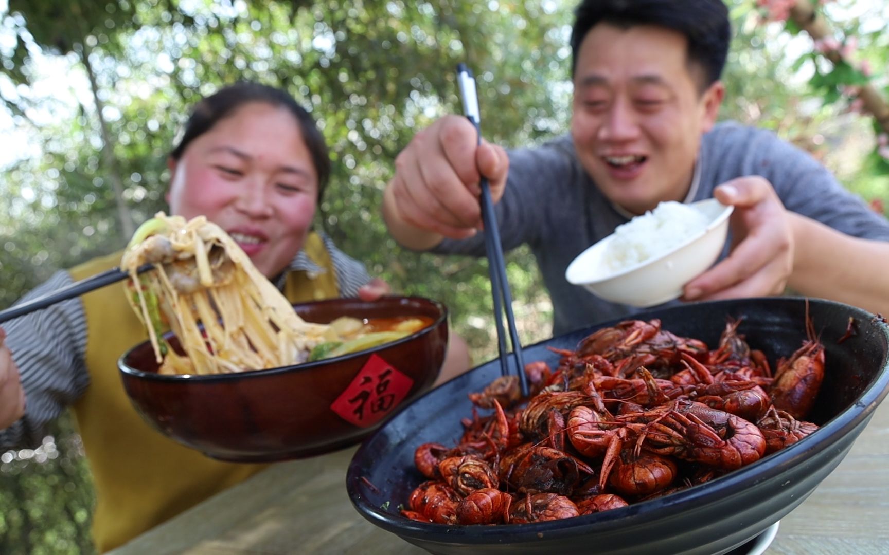 胖妹做麻辣烫图片