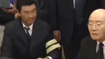 难怪全小将喜欢李德华扮演的自己，这面相实在太好了