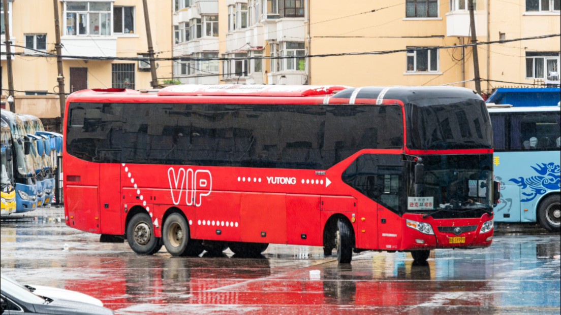 三轴大卧铺!宇通 zk6147hwqc9 高一级特大型卧铺车