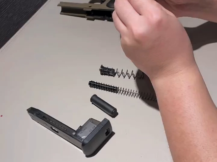 图鹰1911电动水弹发射器开箱评测