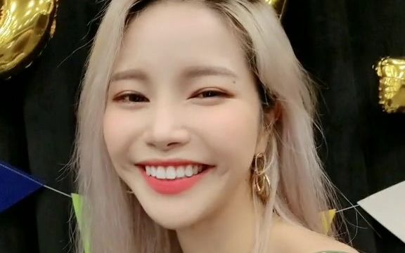 mamamoo世界最美 shampoo 四姐在练习室总是这么开心@抖音小助手_哔哩