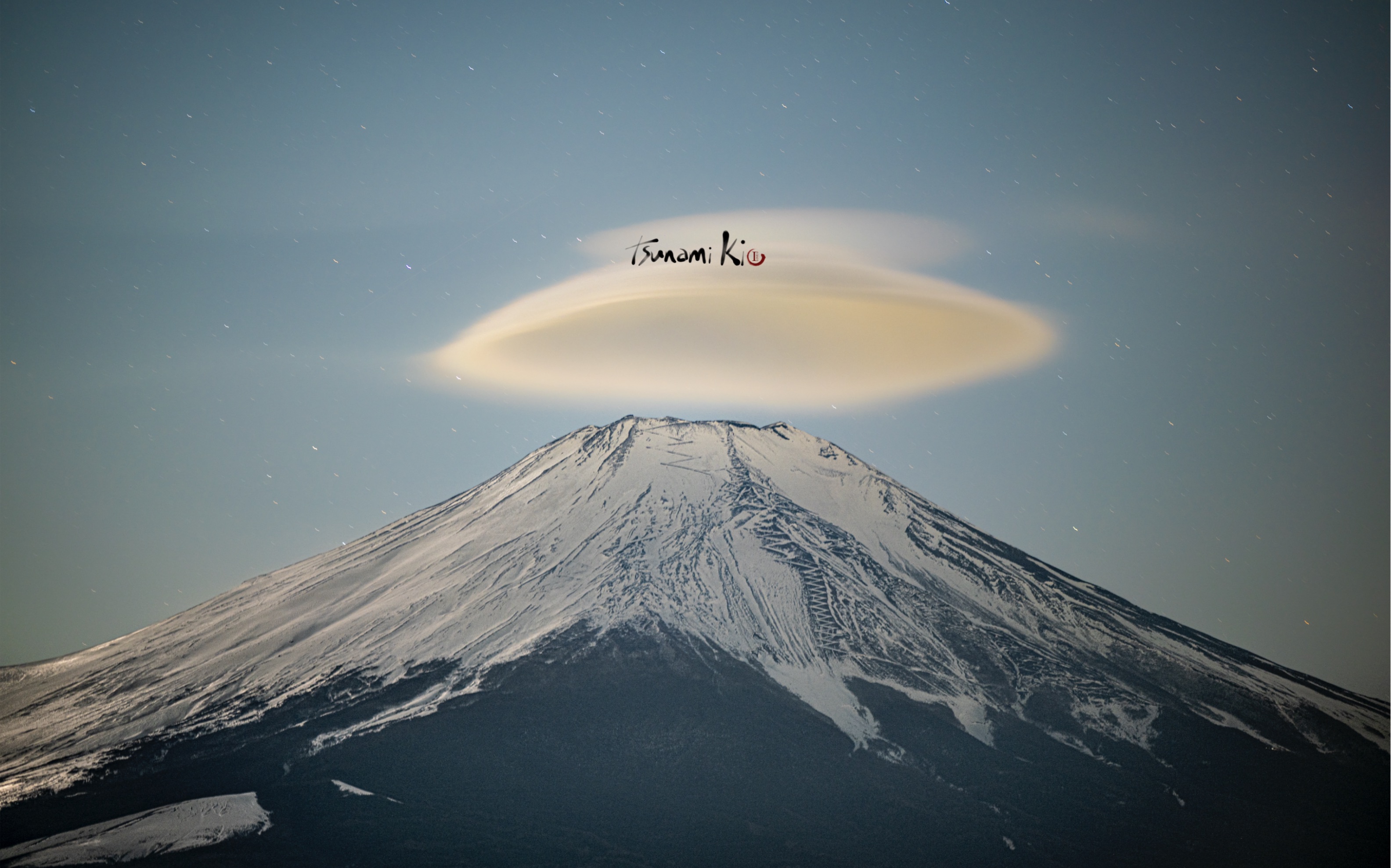 尼康z9三小时不间断拍摄的富士山夜色