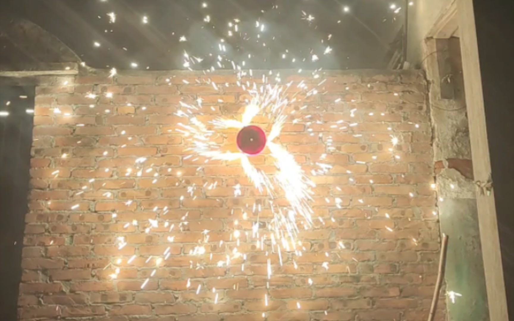 除夕佳节之螺旋烟花