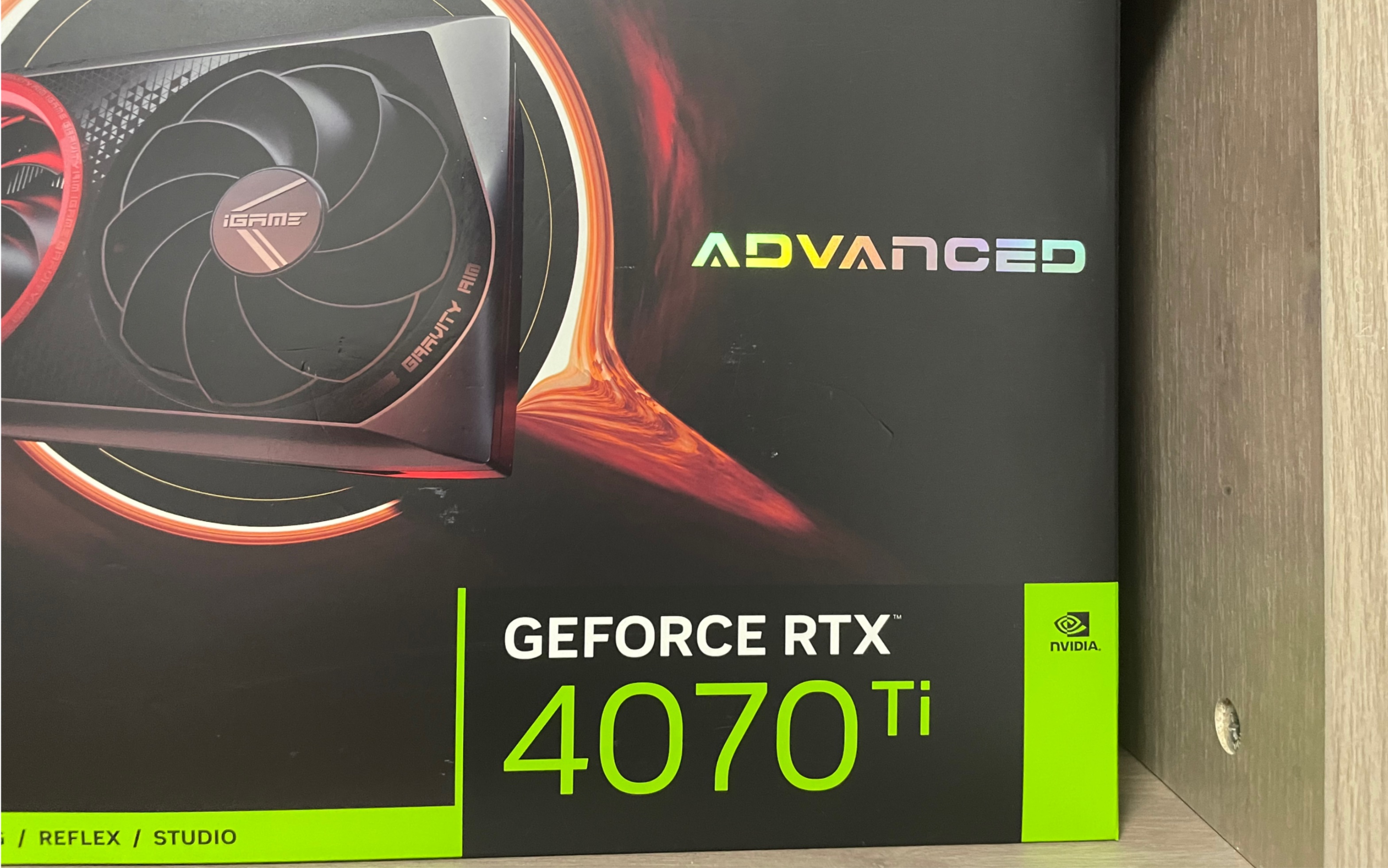 开箱视频 七彩虹4070ti adoc